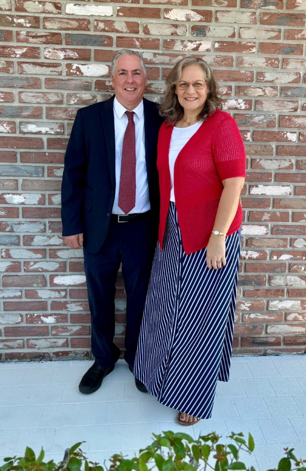 Youth Leaders Don & Cathy Stewart Image
